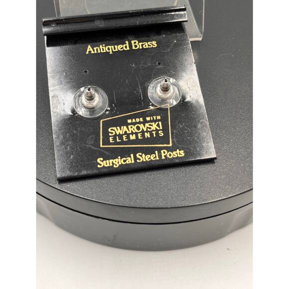 Liz PALACIOS WOMEN'S Pacific
Opal I2mm Austrian Crystal Stud Post Earrings New - Picture 5 of 6